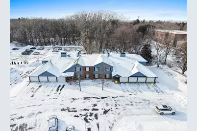 2945 Mossy Oak Circle, Green Bay, WI 54311 - Photo 3