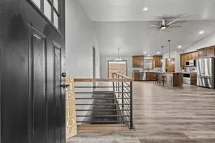 3382 Largo Ridge Ct, Green Bay, WI 54311 - Photo 5