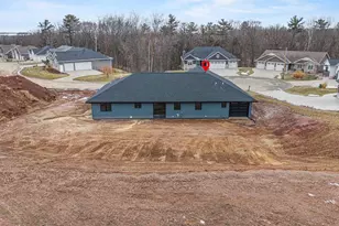 3382 Largo Ridge Ct, Green Bay, WI 54311 - Photo 43