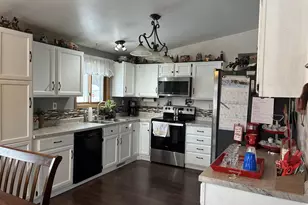 828 Pleasant Way, Seymour, WI 54165 - Photo 13