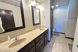 432 S Country Ln, Fond du Lac, WI 54937 - Photo 9