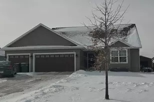 432 S Country Ln, Fond du Lac, WI 54937 - Photo 1