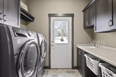 4982 Potters Crossing, Pulaski, WI 54162 - Photo 13