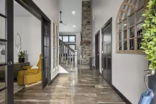 4982 Potters Crossing, Pulaski, WI 54162 - Photo 3