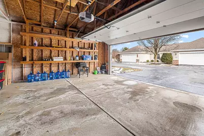 N96W14141 Knollcrest Circle, Germantown, WI 53022 - Photo 23