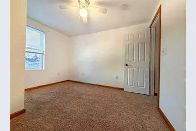 926 Eastman Street, Oshkosh, WI 54901 - Photo 27