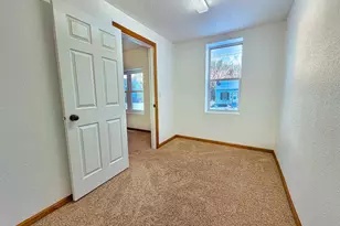 926 Eastman St, Oshkosh, WI 54901 - Photo 35