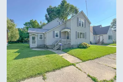 1113 38th Avenue, Menominee, MI 49858 - Photo 1