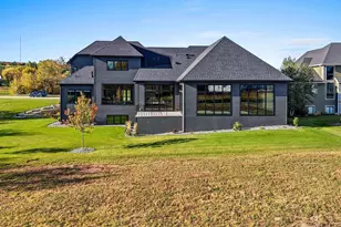 2011 Labyrinth Ln, De Pere, WI 54115 - Photo 7