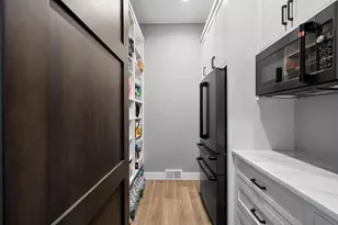 2011 Labyrinth Ln, De Pere, WI 54115 - Photo 21