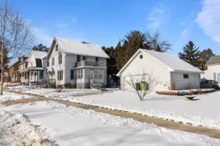 204 Oneida St, Beaver Dam, WI 53916 - Photo 37