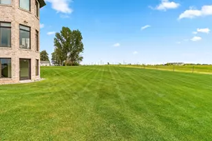 2315 Silveridge Dr, Manitowoc, WI 54220 - Photo 57