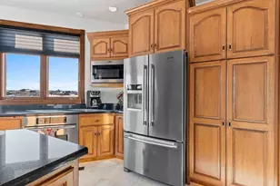 2315 Silveridge Dr, Manitowoc, WI 54220 - Photo 21