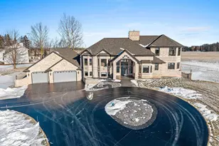 2315 Silveridge Dr, Manitowoc, WI 54220 - Photo 59