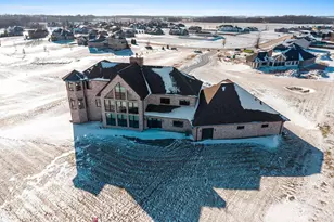 2315 Silveridge Dr, Manitowoc, WI 54220 - Photo 65