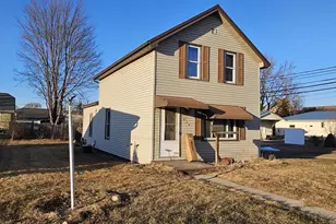 213 W Wescott Ave, Shawano, WI 54166 - Photo 1