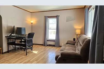 213 W Wescott Avenue, Shawano, WI 54166 - Photo 9