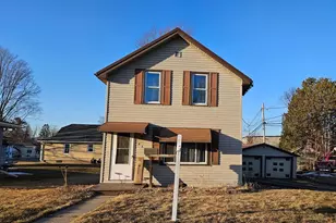 213 W Wescott Ave, Shawano, WI 54166 - Photo 1