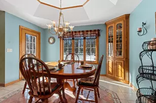 2817 Brook Hills Dr, Green Bay, WI 54313 - Photo 19