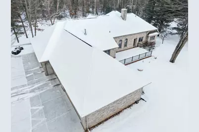 2817 Brook Hills Drive, Green Bay, WI 54313 - Photo 71