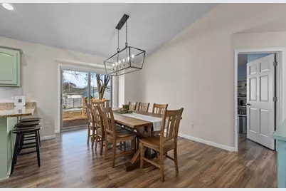 W5609 Jochmann Drive, Appleton, WI 54915 - Photo 9