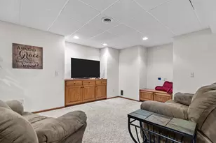 W5609 Jochmann Dr, Appleton, WI 54915 - Photo 33