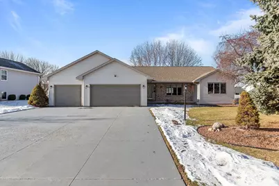 W5609 Jochmann Drive, Appleton, WI 54915 - Photo 1