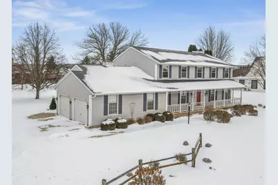 909 Country Club Lane, Fond du Lac, WI 54935 - Photo 1