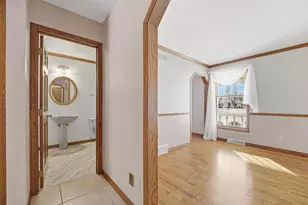 909 Country Club Ln, Fond du Lac, WI 54935 - Photo 29