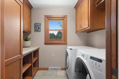 2775 Independence Drive, Green Bay, WI 54304 - Photo 29