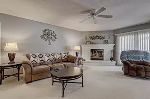 546 W Smith Ave, Oshkosh, WI 54901 - Photo 5