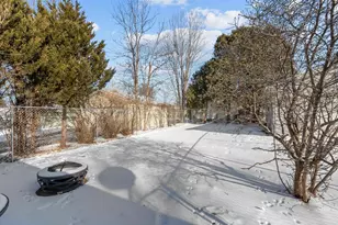 1674 Thornton Dr, Oshkosh, WI 54904 - Photo 37
