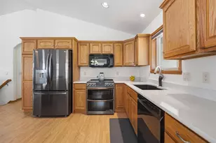 N6590 Westwind Dr, Fond du Lac, WI 54937 - Photo 13