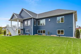 2534 N Stellita Cir, De Pere, WI 54115 - Photo 71