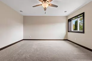 2534 N Stellita Cir, De Pere, WI 54115 - Photo 53