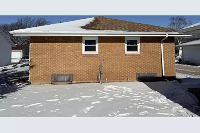 1519 Adams Avenue, Oshkosh, WI 54902 - Photo 45