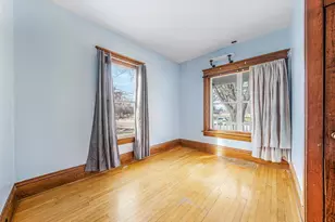 717 W South Park Ave, Oshkosh, WI 54904 - Photo 13