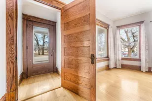 717 W South Park Ave, Oshkosh, WI 54904 - Photo 5