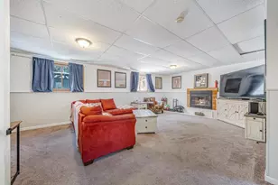 1951 Amy Jo Dr, Oshkosh, WI 54904 - Photo 11