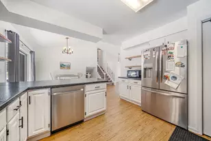 1951 Amy Jo Dr, Oshkosh, WI 54904 - Photo 7