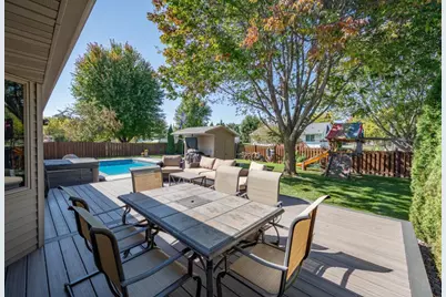 2969 Bristol Mountain Trail, Green Bay, WI 54313 - Photo 7