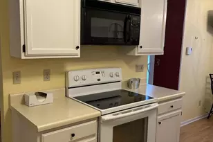 1115 Daniel Ct, Neenah, WI 54956 - Photo 3