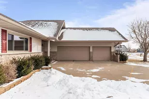 2374 Shore Preserve Dr, Oshkosh, WI 54904 - Photo 41