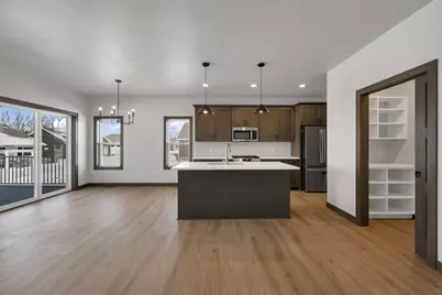 2362 Whispering Wind Lane, Green Bay, WI 54303 - Photo 15