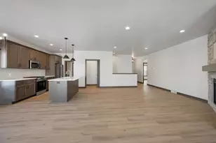 2362 Whispering Wind Ln, Green Bay, WI 54303 - Photo 35