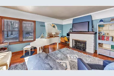 125 E Allouez Avenue, Green Bay, WI 54301 - Photo 3