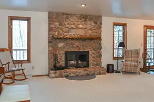 692 Bucks Ln, Little Suamico, WI 54171 - Photo 7
