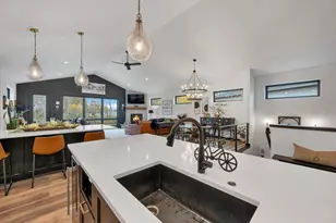 359 Aldon Cir, Green Bay, WI 54304 - Photo 19