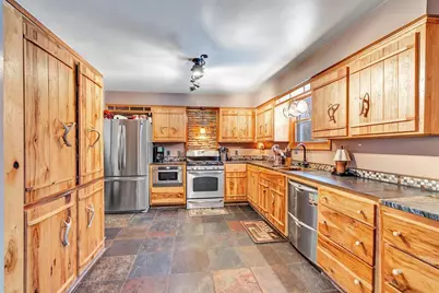 4940 Hafeman Lane, Green Bay, WI 54311 - Photo 7