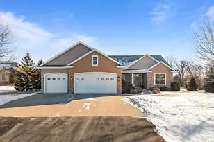 1928 Timberline Dr, Oshkosh, WI 54904 - Photo 1